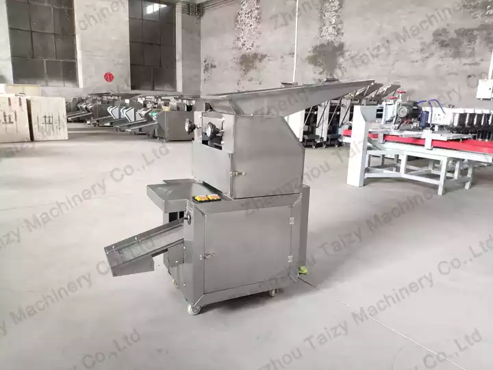 نيجيريا آلة قطع الذقن الذقن 5 Chin Chin Dough Cutter